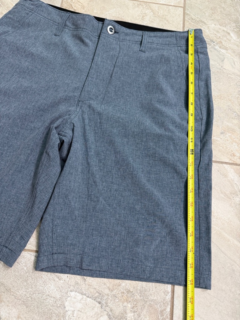 Men's Volcom Flat Front Heathered Gray Shorts - Picture 5 of 6